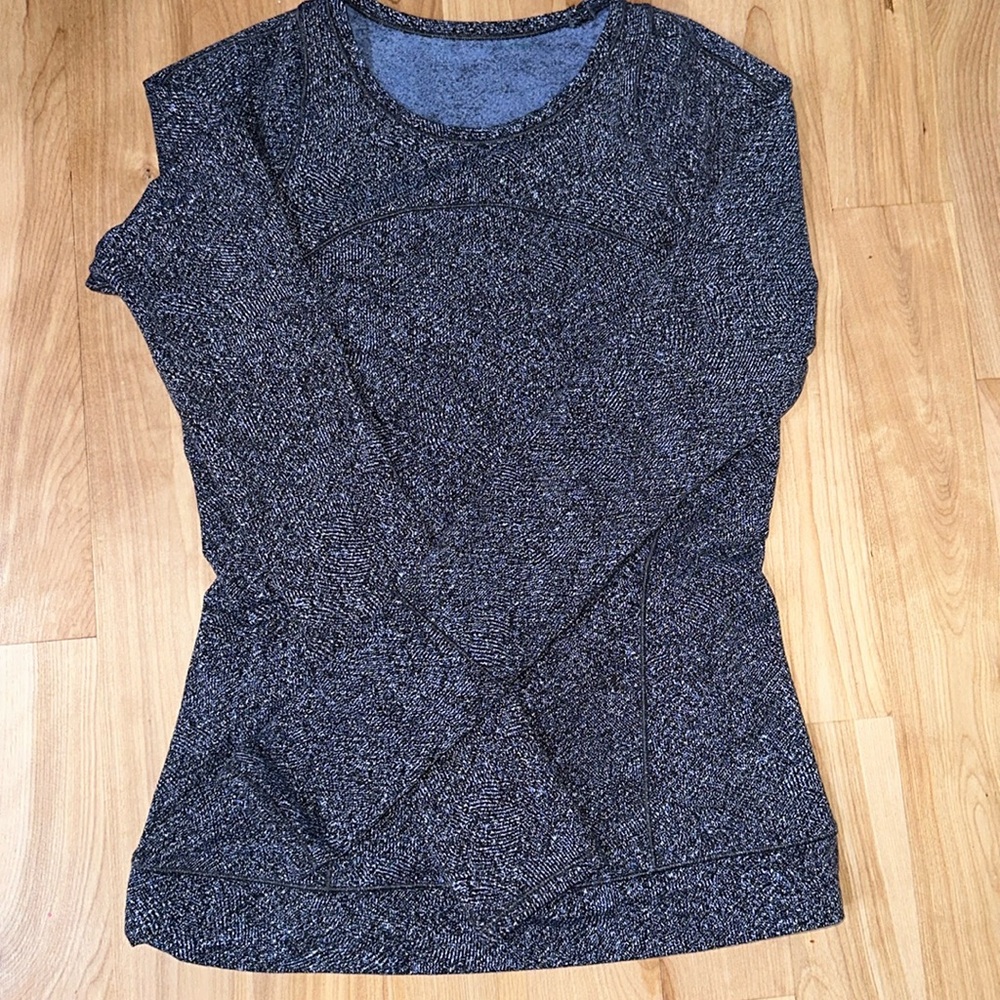 Lululemon cypress kiss long sleeve